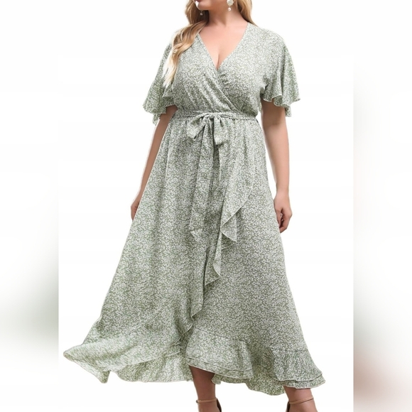 SHEIN Dresses & Skirts - 5/$16 💓Floral Green Wrap Dress Romantic And Feminine